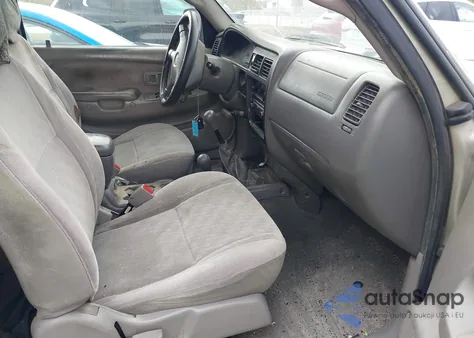 2004 Toyota Tacoma Base V6 из США, поврежденный, VIN 5TEWN72N04Z443302